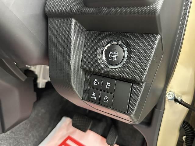 タフト G ダーククロムベンチャー 届出済未使用車 走行5キロ 車検令和10年10月21日 室内保管 禁煙車 ムーンルーフ LEDヘッドライト&フォグ オートホールド ACC 前席シートヒーター プッシュスタート 衝突被害軽減ブレーキ(35枚目)