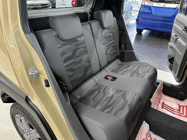 タフト G ダーククロムベンチャー 届出済未使用車 走行5キロ 車検令和10年10月21日 室内保管 禁煙車 ムーンルーフ LEDヘッドライト&フォグ オートホールド ACC 前席シートヒーター プッシュスタート 衝突被害軽減ブレーキ(46枚目)