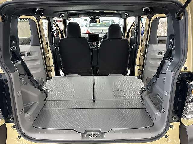 タフト G ダーククロムベンチャー 届出済未使用車 走行5キロ 車検令和10年10月21日 室内保管 禁煙車 ムーンルーフ LEDヘッドライト&フォグ オートホールド ACC 前席シートヒーター プッシュスタート 衝突被害軽減ブレーキ(50枚目)