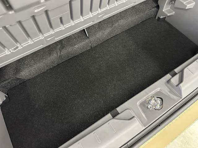 タフト G ダーククロムベンチャー 届出済未使用車 走行5キロ 車検令和10年10月21日 室内保管 禁煙車 ムーンルーフ LEDヘッドライト&フォグ オートホールド ACC 前席シートヒーター プッシュスタート 衝突被害軽減ブレーキ(51枚目)