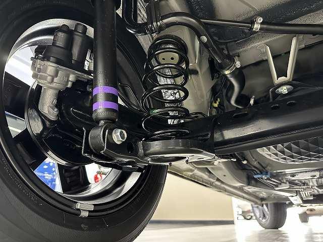 タフト G ダーククロムベンチャー 届出済未使用車 走行5キロ 車検令和10年10月21日 室内保管 禁煙車 ムーンルーフ LEDヘッドライト&フォグ オートホールド ACC 前席シートヒーター プッシュスタート 衝突被害軽減ブレーキ(62枚目)