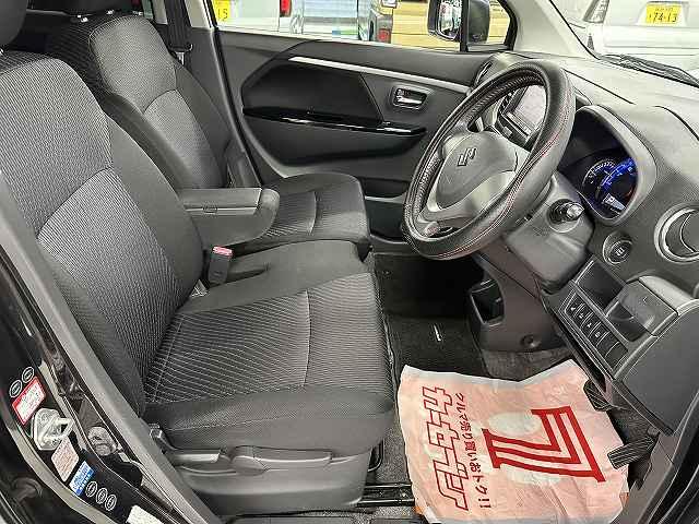 カーセブン３つの安心宣言！１．車の素性が明確！２．不安を一掃！３．第三者機関の査定済み！お客様がご購入の際に不安が無い様に準備をしております。詳しい内容は次の写真をご覧下さい！