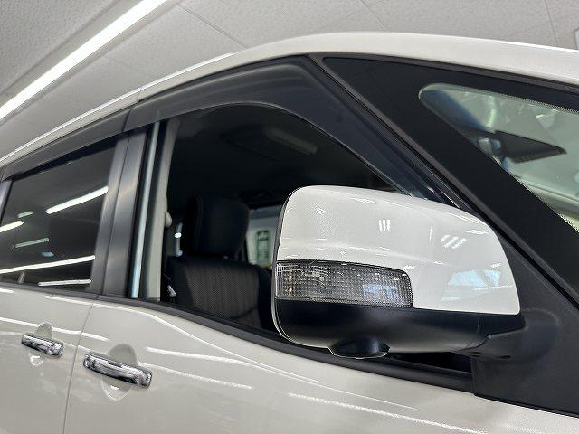 セレナ ハイウェイスター Vセレ+セーフティ SHV Aセフ ユーザー買取 禁煙 1オナ車 純正ナビTV ブルートゥースオーディオ アラウンドビューモニタ 後席フリップダウンモニタ 両側パワースライドドア ETC LEDヘッドライト&フォグ 衝突被害軽減ブレーキ(27枚目)