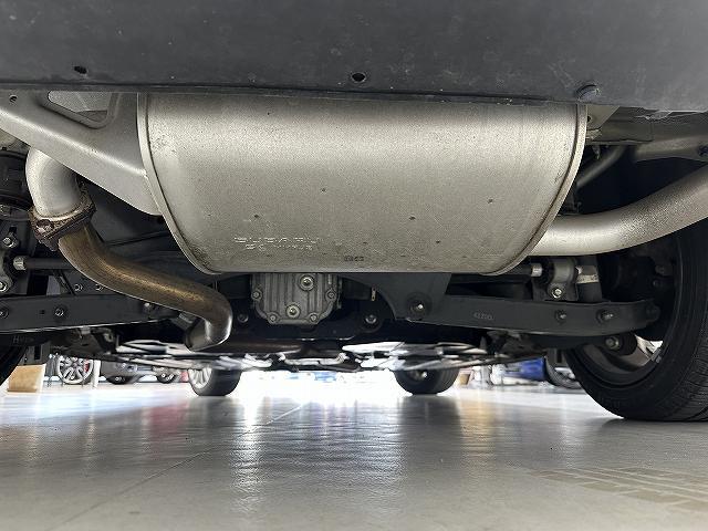 インプレッサスポーツ ２．０ｉ－Ｓアイサイト　ユーザー買取　純正ナビＴＶ　バックカメラ　ＥＴＣ　Ｐスタート　キーフリー　アイドリングストップ　アダプティブクルーズＣ　パドルシフト　ＨＩＤヘッドライト＆フォグ　前席パワーシート　衝突被害軽減ブレーキ（18枚目）