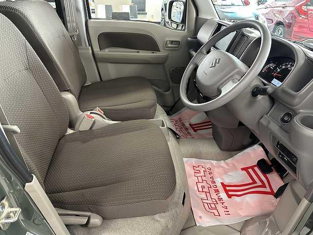 エブリイ ジョイン 届出済未使用車 新色アイビーグリーン 屋内保管 走行5キロ LEDヘッドライト プッシュスタート シートヒーター デュアルカメラブレーキサポート リアヒータ 分割リアシート 障害物センサー電動格納ミラ(5枚目)