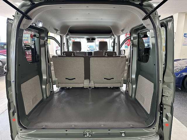 エブリイ ジョイン 届出済未使用車 新色アイビーグリーン 屋内保管 走行5キロ LEDヘッドライト プッシュスタート シートヒーター デュアルカメラブレーキサポート リアヒータ 分割リアシート 障害物センサー電動格納ミラ(9枚目)