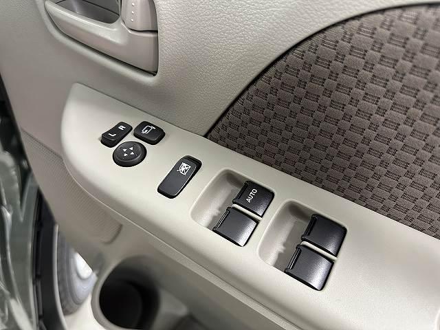 エブリイ ジョイン 届出済未使用車 新色アイビーグリーン 屋内保管 走行5キロ LEDヘッドライト プッシュスタート シートヒーター デュアルカメラブレーキサポート リアヒータ 分割リアシート 障害物センサー電動格納ミラ(33枚目)