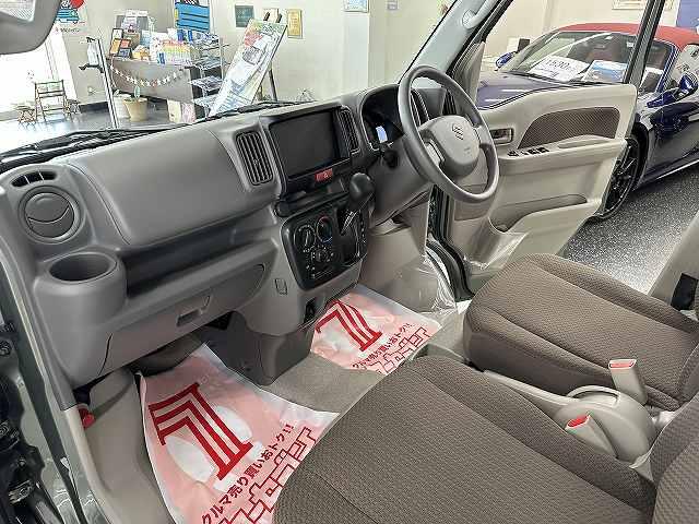 エブリイ ジョイン 届出済未使用車 新色アイビーグリーン 屋内保管 走行5キロ LEDヘッドライト プッシュスタート シートヒーター デュアルカメラブレーキサポート リアヒータ 分割リアシート 障害物センサー電動格納ミラ(38枚目)