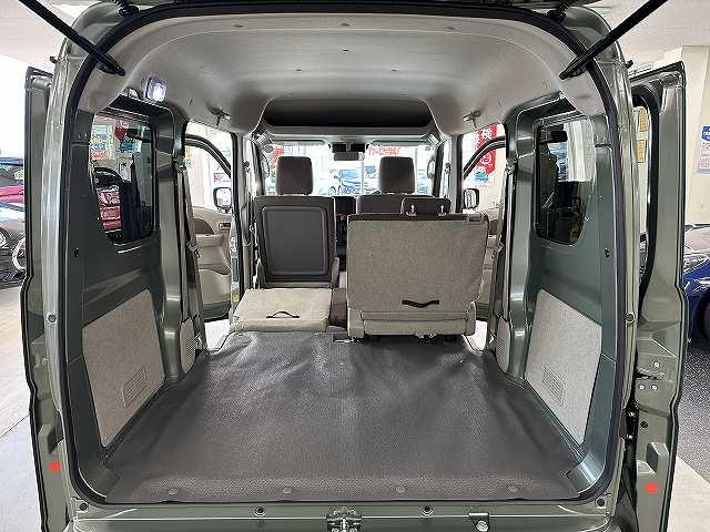 エブリイ ジョイン 届出済未使用車 新色アイビーグリーン 屋内保管 走行5キロ LEDヘッドライト プッシュスタート シートヒーター デュアルカメラブレーキサポート リアヒータ 分割リアシート 障害物センサー電動格納ミラ(43枚目)