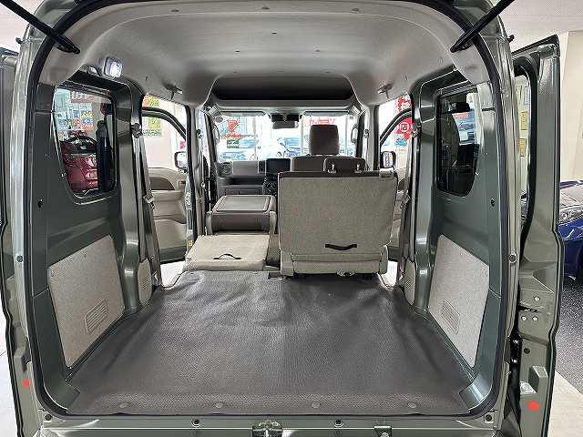 エブリイ ジョイン 届出済未使用車 新色アイビーグリーン 屋内保管 走行5キロ LEDヘッドライト プッシュスタート シートヒーター デュアルカメラブレーキサポート リアヒータ 分割リアシート 障害物センサー電動格納ミラ(47枚目)