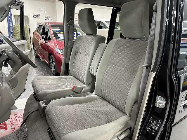 スクラムワゴン PZターボ スペシャルパッケージ ユーザー買取 禁煙 1オナ車 純正ナビTV ブルートゥースオーディオ ETC 両側パワースライドドア HIDヘッドライト&フォグライト キーレス 電動格納ミラー オートステップ スペアタイヤ(6枚目)