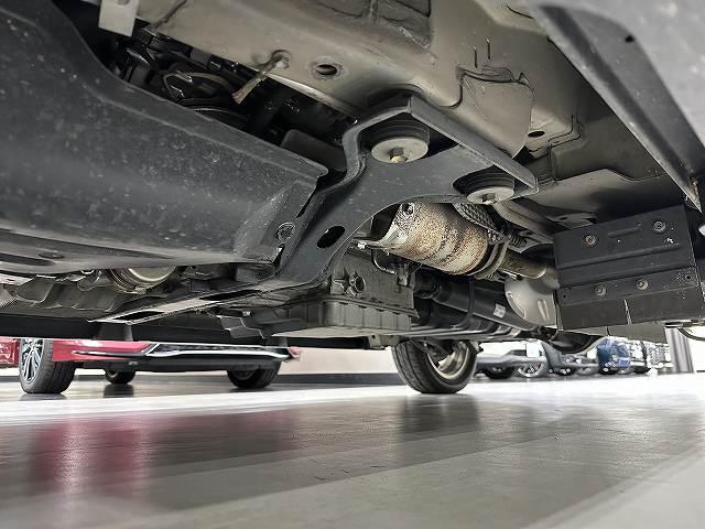 スクラムワゴン PZターボ スペシャルパッケージ ユーザー買取 禁煙 1オナ車 純正ナビTV ブルートゥースオーディオ ETC 両側パワースライドドア HIDヘッドライト&フォグライト キーレス 電動格納ミラー オートステップ スペアタイヤ(18枚目)