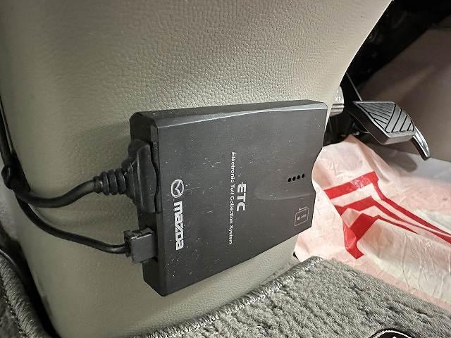 スクラムワゴン PZターボ スペシャルパッケージ ユーザー買取 禁煙 1オナ車 純正ナビTV ブルートゥースオーディオ ETC 両側パワースライドドア HIDヘッドライト&フォグライト キーレス 電動格納ミラー オートステップ スペアタイヤ(41枚目)