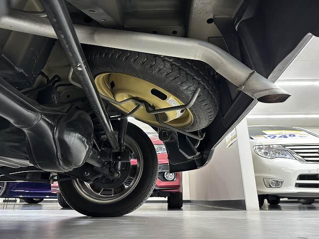 スクラムワゴン PZターボ スペシャルパッケージ ユーザー買取 禁煙 1オナ車 純正ナビTV ブルートゥースオーディオ ETC 両側パワースライドドア HIDヘッドライト&フォグライト キーレス 電動格納ミラー オートステップ スペアタイヤ(68枚目)