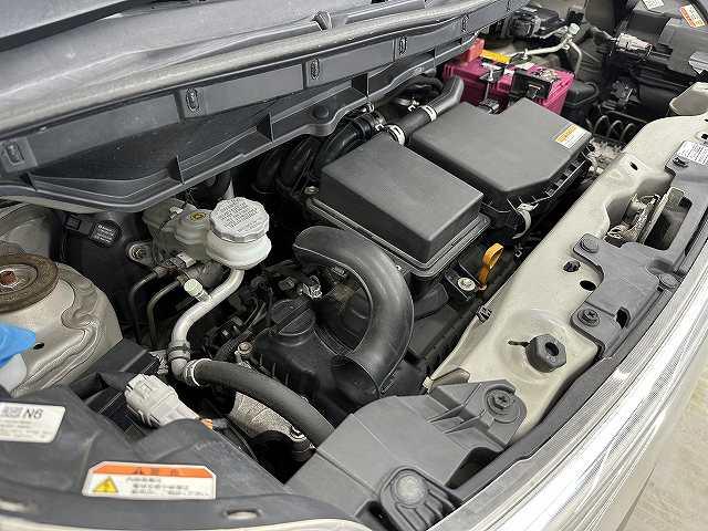スペーシアカスタム ＸＳ　上面部雹被害有り　ユーザー買取　イクリプス製ナビＴＶ　左パワースライドドア　ＨＩＤヘッドライト＆フォグライト　アイドリングストップ　キーフリー　プッシュスタート　オートエアコン（28枚目）