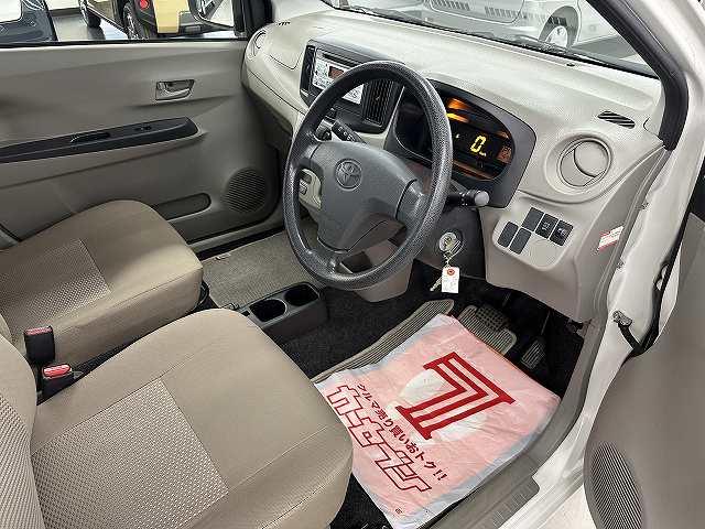 ピクシスエポック Ｌ　ユーザー買取　禁煙　１オーナー車　ＣＤコンポ　アイドリングストップ　パワーウィンドウー　エアコン　スペアーキー（4枚目）