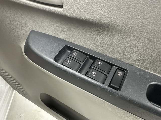 ピクシスエポック Ｌ　ユーザー買取　禁煙　１オーナー車　ＣＤコンポ　アイドリングストップ　パワーウィンドウー　エアコン　スペアーキー（32枚目）