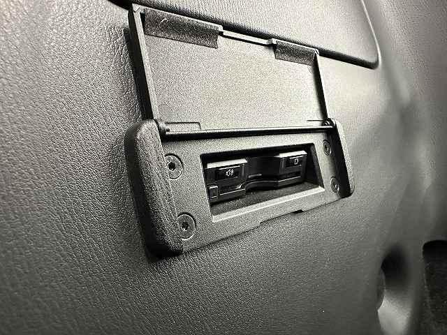 MAZDA ROADSTER RF VS TERRACOTTA SELECTION