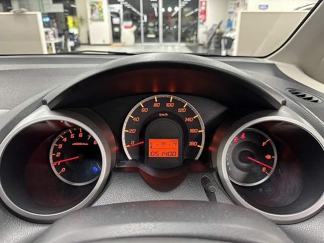 フィット G ユーザー買取 禁煙 1オーナー車 イクリプス製ナビTV ETC キーレス パワーウィンドウ 後席チップアップシート(30枚目)