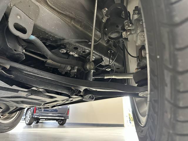 エブリイワゴン ＰＺターボスペシャル　上面部雹被害有　ユーザー買取　禁煙　１オナ車　社外ナビＴＶ　バックカメラ　ＥＴＣ　ドライブレコーダ　両側パワースライドドア　オートステップ　ＨＩＤヘッドライト＆フォグ　キーフリー　衝突被害軽減ブレーキ（59枚目）