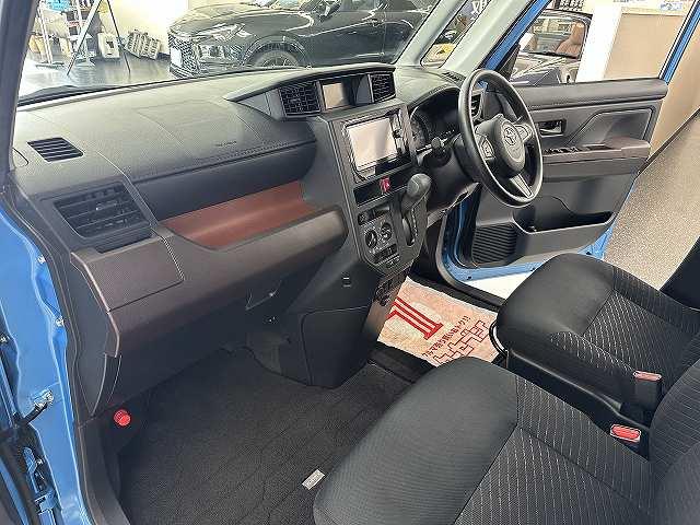 ルーミー Ｘ　Ｓ　ユーザー買取　純正ナビＴＶ　ブルートゥースオーディオ　バックカメラ　ＥＴＣ　左パワースライドドア　前席シートヒーター　アームレスト　プッシュスタート　キーフリー　スペアタイヤ　衝突被害軽減ブレーキ（43枚目）