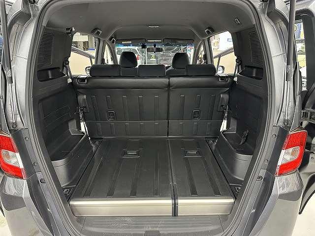 フリードスパイク Ｇ　ユーザー買取　禁煙　１オーナー車　純正ナビ　バックカメラ　ＥＴＣ　両側スライドドア　前後ドライブレコーダー　アームレスト　キーレス　電動格納ミラー　後席ＩＳＯＦＩＸ対応　車検令和９年４月（9枚目）