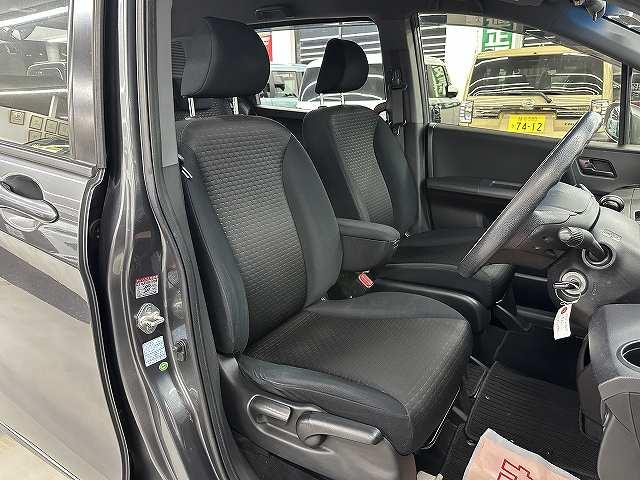 フリードスパイク Ｇ　ユーザー買取　禁煙　１オーナー車　純正ナビ　バックカメラ　ＥＴＣ　両側スライドドア　前後ドライブレコーダー　アームレスト　キーレス　電動格納ミラー　後席ＩＳＯＦＩＸ対応　車検令和９年４月（40枚目）