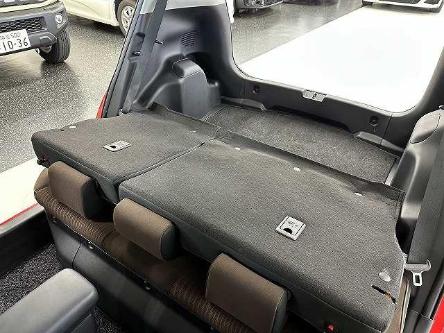 アクア Ｇ　ユーザー買取　純正ナビＴＶ　バックカメラ　ブルートゥースオーディオ　キーフリー　プッシュスタート　前席シートヒーター　ＥＴＣ　前後ドライブレコーダー　スペアタイヤ（10枚目）