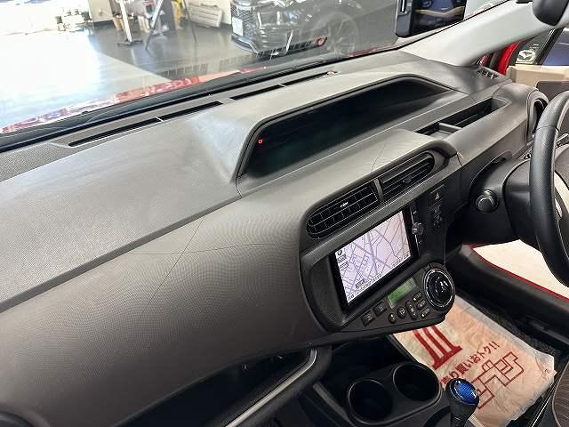 アクア Ｇ　ユーザー買取　純正ナビＴＶ　バックカメラ　ブルートゥースオーディオ　キーフリー　プッシュスタート　前席シートヒーター　ＥＴＣ　前後ドライブレコーダー　スペアタイヤ（44枚目）