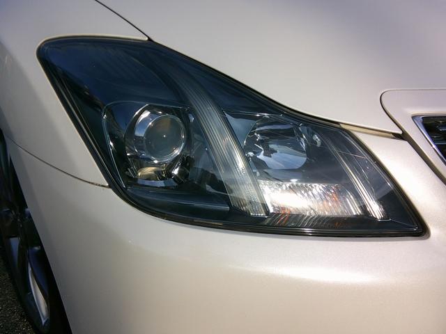 クラウン ２．５アスリート　ナビパッケージ　純正ナビ地デジＴＶバックカメラ　車高調ローダウン　純正１８インチアルミ　運転席助手席パワーシート　ＨＩＤヘッドライト　　プッシュスタート　スマートキー　ＥＴＣ付き　シートカバー付き（8枚目）