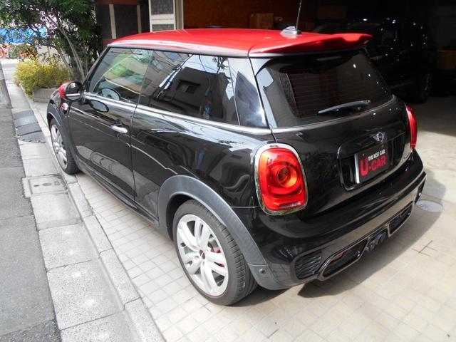 ＭＩＮＩ ジョンクーパーワークス　８速ＡＴ　１７，０００ｋｍ台　ナビ　ＴＶ　バックカメラ　クリアランスソナー　オートクルーズコントロール　アルミホイル　オートマチックハイビーム　オートライト　スマートキー　アイドリングストップ　ＥＴＣ（34枚目）