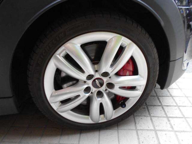 ＭＩＮＩ ジョンクーパーワークス　８速ＡＴ　１７，０００ｋｍ台　ナビ　ＴＶ　バックカメラ　クリアランスソナー　オートクルーズコントロール　アルミホイル　オートマチックハイビーム　オートライト　スマートキー　アイドリングストップ　ＥＴＣ（56枚目）