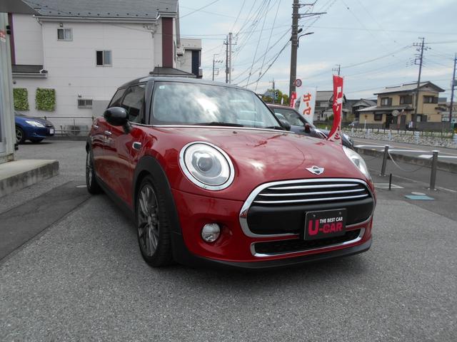 ＭＩＮＩ クーパーＤ　アルミホイール　エアコン　パワーステアリング　運転席エアバッグ　ナビ　バックカメラ　ＬＥＤヘッドライト　フォグランプ　アイドリングストップ　ＥＴＣ　コンフォートアクセス（12枚目）