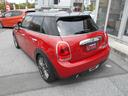 ＭＩＮＩ クーパーＤ　アルミホイール　エアコン　パワーステアリング　運転席エアバッグ　ナビ　バックカメラ　ＬＥＤヘッドライト　フォグランプ　アイドリングストップ　ＥＴＣ　コンフォートアクセス（5枚目）