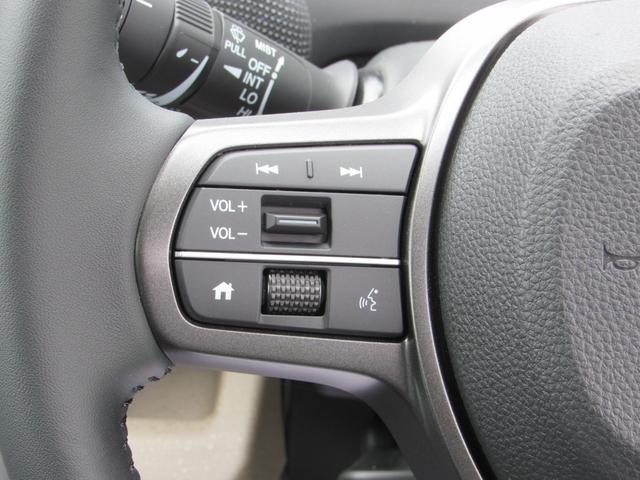 フリード エアー　ＥＸ　登録済未使用車／両側パワースライドドア／スマートキー／ＬＥＤヘッドライト／クルーズコントロール／バックモニター／運転席助手席エアバッグ／レーダーブレーキ／コーナーセンサー／アイドリングストップ（19枚目）
