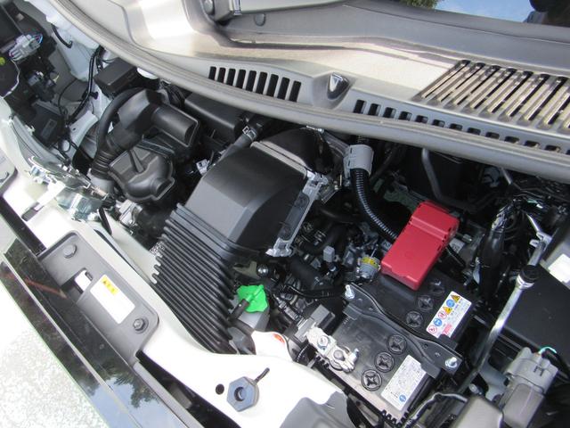 スペーシアカスタム ハイブリッドＸＳターボ　届出済未使用車／スマートキー／両側パワースライドドア／ＬＥＤヘッドライト／クルーズコントロール／アイドリングストップ／コーナーセンサー／レーダーブレーキ／運転席助手席エアバッグ／サイドエアバッグ（18枚目）