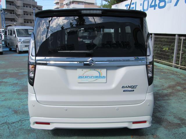 ソリオバンディット ハイブリッドＭＶ　登録済未使用車／両側パワースライドドア／スマートキー／ＬＥＤヘッドライト／クルーズコントロール／アイドリングストップ／コーナーセンサー／レーダーブレーキ／運転席助手席エアバッグ／サイドエアバッグ（12枚目）