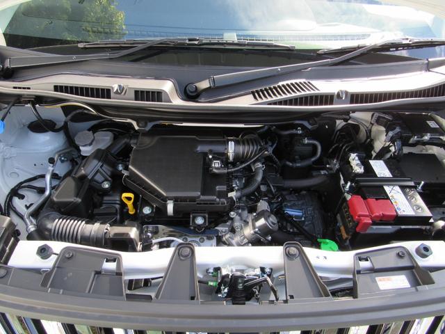 ソリオバンディット ハイブリッドＭＶ　登録済未使用車／両側パワースライドドア／スマートキー／ＬＥＤヘッドライト／クルーズコントロール／アイドリングストップ／コーナーセンサー／レーダーブレーキ／運転席助手席エアバッグ／サイドエアバッグ（17枚目）