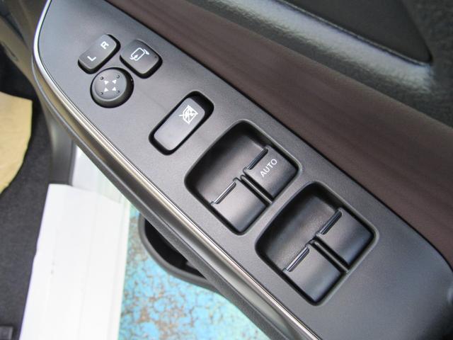 ソリオバンディット ハイブリッドＭＶ　登録済未使用車／両側パワースライドドア／スマートキー／ＬＥＤヘッドライト／クルーズコントロール／アイドリングストップ／コーナーセンサー／レーダーブレーキ／運転席助手席エアバッグ／サイドエアバッグ（27枚目）