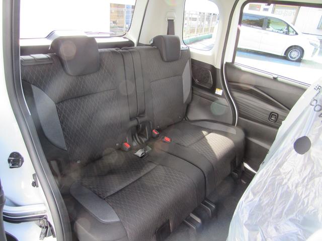 ソリオバンディット ハイブリッドＭＶ　登録済未使用車／両側パワースライドドア／スマートキー／ＬＥＤヘッドライト／クルーズコントロール／アイドリングストップ／コーナーセンサー／レーダーブレーキ／運転席助手席エアバッグ／サイドエアバッグ（29枚目）