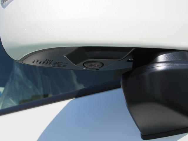 クロスビー ハイブリッドＭＺ　登録済未使用車／スマートキー／ＬＥＤヘッドライト／クルーズコントロール／アラウンドビューモニター対応／アイドリングストップ／コーナーセンサー／レーダーブレーキ／運転席助手席エアバッグ／サイドエアバッグ（15枚目）