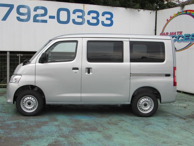 グランマックスカーゴ GL 登録済未使用車/キーレス/両側スライドドア/LEDヘッドライト/アイドリングストップ/コーナーセンサー/レーダーブレーキ/運転席助手席エアバッグ(9枚目)