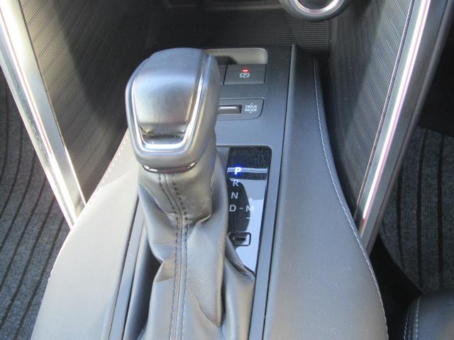 ハリアー Ｚ　レザーパッケージ　禁煙車／ワンオーナー／メモリーナビ／フルセグ／スマートキー／ＬＥＤヘッドライト／クルーズコントロール／バックモニター／パワーバックドア／運転席助手席エアバッグ／シートエアコン／ＥＴＣ２．０搭載／ＢＳＭ（24枚目）