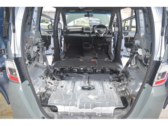 HONDA FREED SPIKE HYBRID JUST SELECTION