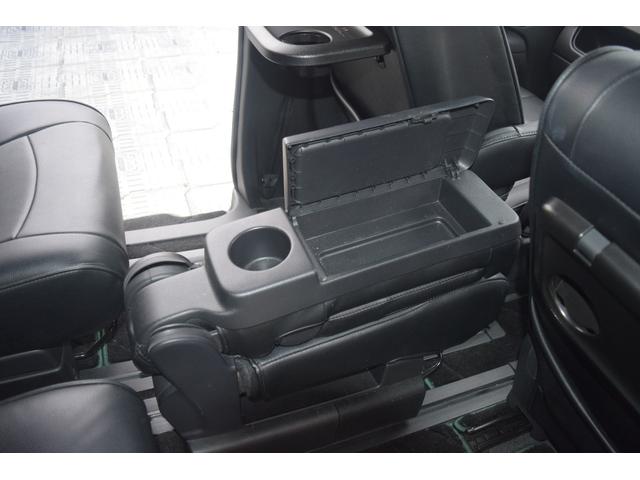 セレナ ハイウェイスター S-ハイブリッド DVD再生・ブルートゥース&USB接続・バックカメラ・ETC・クルーズコントロール・両側オートスライドドア・インテリキー・シートカバー・LEDヘッドライト(17枚目)