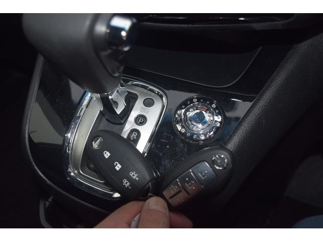 セレナ ハイウェイスター S-ハイブリッド DVD再生・ブルートゥース&USB接続・バックカメラ・ETC・クルーズコントロール・両側オートスライドドア・インテリキー・シートカバー・LEDヘッドライト(22枚目)