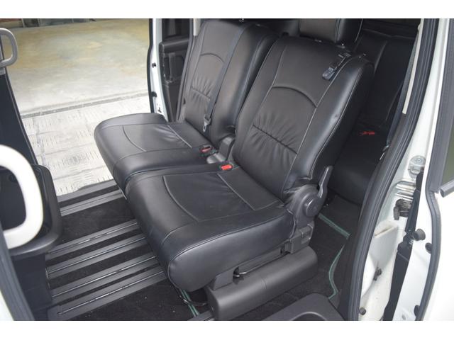 セレナ ハイウェイスター S-ハイブリッド DVD再生・ブルートゥース&USB接続・バックカメラ・ETC・クルーズコントロール・両側オートスライドドア・インテリキー・シートカバー・LEDヘッドライト(28枚目)