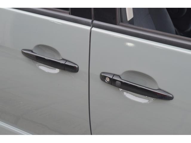 エスティマ アエラス　オリジナルツートン・純正フルセグ地デジＨＤＤナビ・ＤＶＤ再生・ブルートゥース接続・Ｂカメラ・両側オートスライドドア・７人乗り・ＥＴＣ・クルーズコントロール・ＨＩＤヘッドライト・Ｓキー（9枚目）