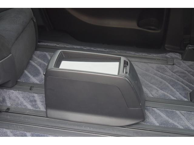 エスティマ アエラス　オリジナルツートン・純正フルセグ地デジＨＤＤナビ・ＤＶＤ再生・ブルートゥース接続・Ｂカメラ・両側オートスライドドア・７人乗り・ＥＴＣ・クルーズコントロール・ＨＩＤヘッドライト・Ｓキー（43枚目）