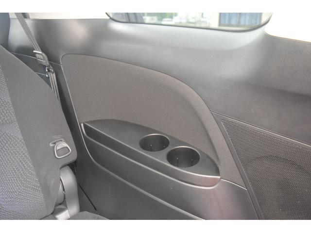 エスティマ アエラス　オリジナルツートン・純正フルセグ地デジＨＤＤナビ・ＤＶＤ再生・ブルートゥース接続・Ｂカメラ・両側オートスライドドア・７人乗り・ＥＴＣ・クルーズコントロール・ＨＩＤヘッドライト・Ｓキー（48枚目）